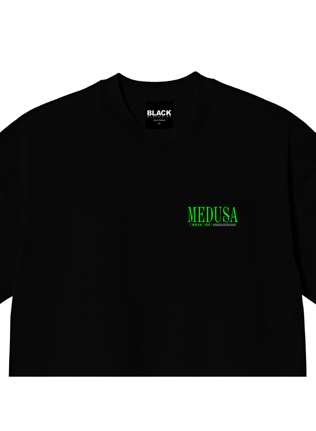 Camiseta Oversized Streetwear Medusa - Preta
