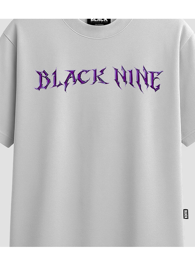 Camiseta Black Nine Dark Roxo - Branca